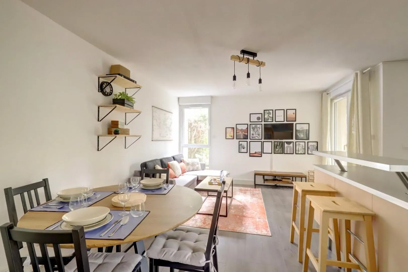 Le Bon Voyage ~ Terrasse ~ Parking ~ Basso Cambo Toulouse Apartamento